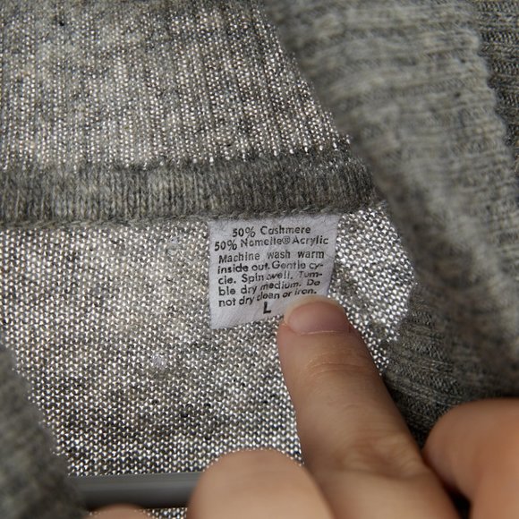 Vintage Unbranded Cashmere Blend Gray Turtleneck Sweater Large - Picture 6 of 7